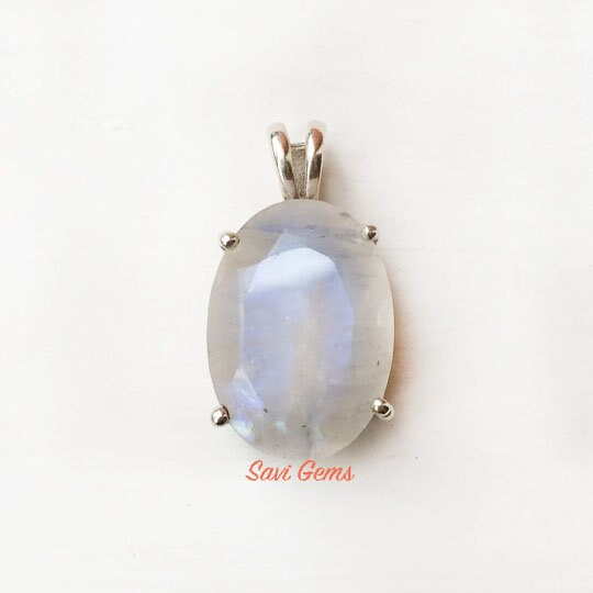 Facetted Rainbow Moonstone 925 Sterling Silver Pendant