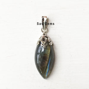 Labradorite Sterling Silver Pendant