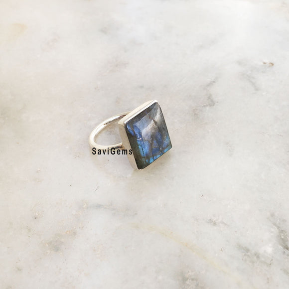 Labradorite Sterling Silver Ring