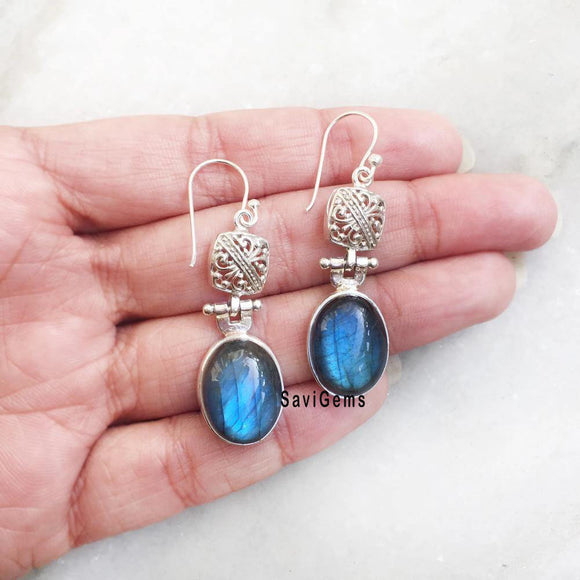 Labradorite Classy Sterling Silver Earring